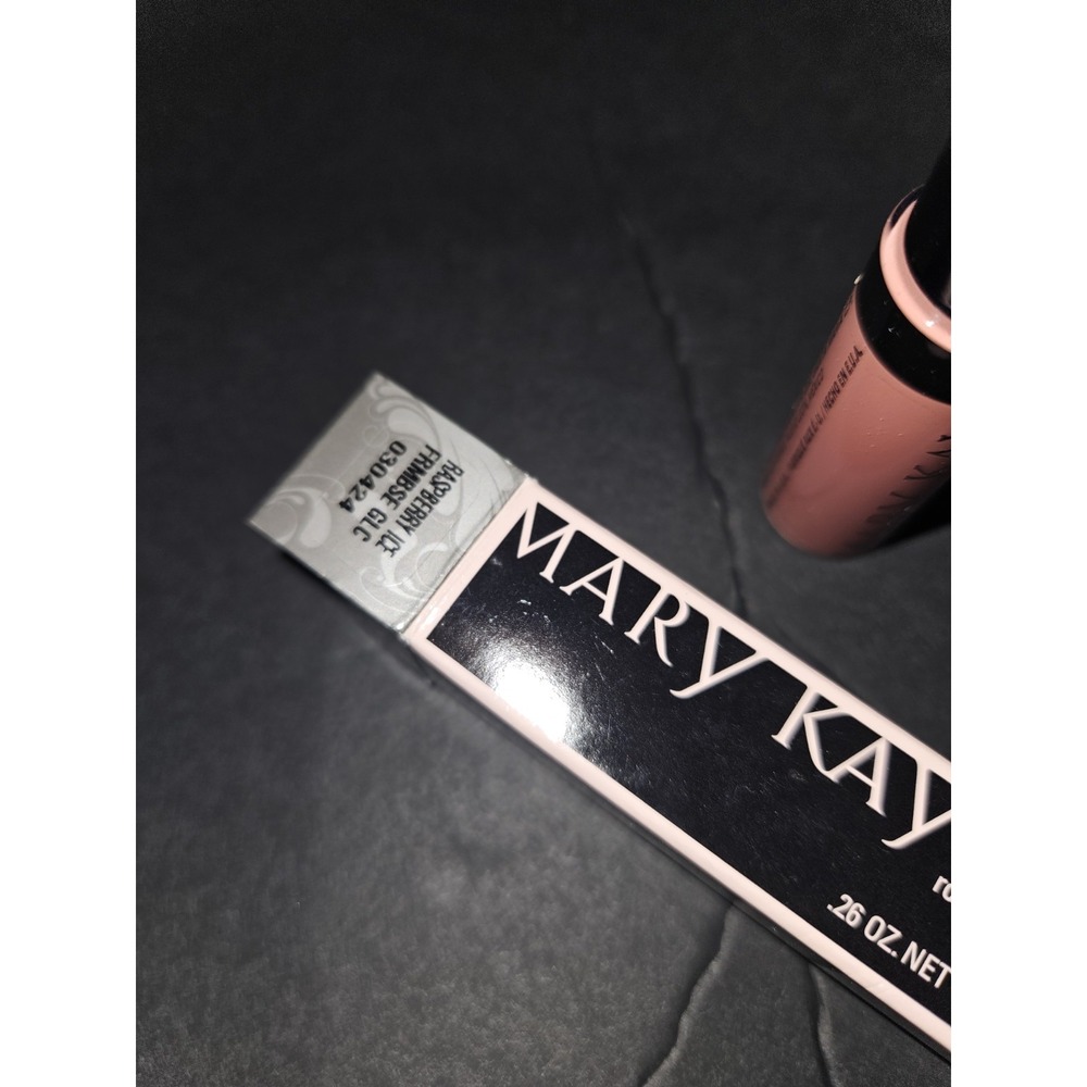 Mary Kay Liquid Lip Color Raspberry Ice New - Picture 2 of 3